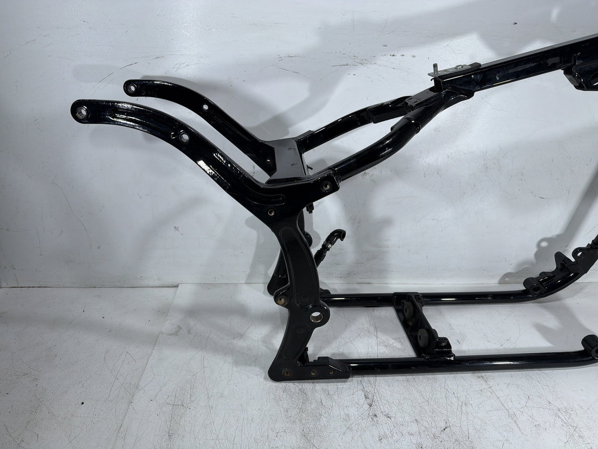 2006 Harley Softail Deuce FXSTDI OEM Body Main Frame Chassis SLVG 48887-00A