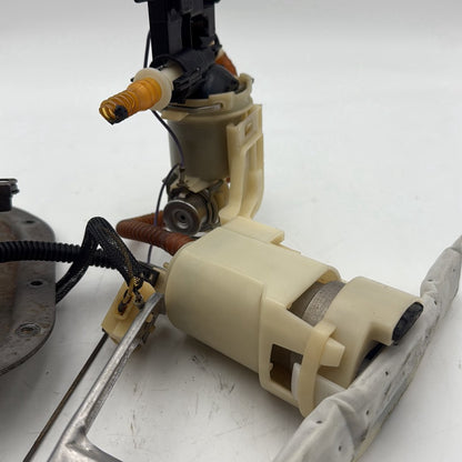 2007 - 2012 Harley-Davidson Dyna Street Bob Gas Gasoline Fuel Petrol Pump Sending  	61016-04B