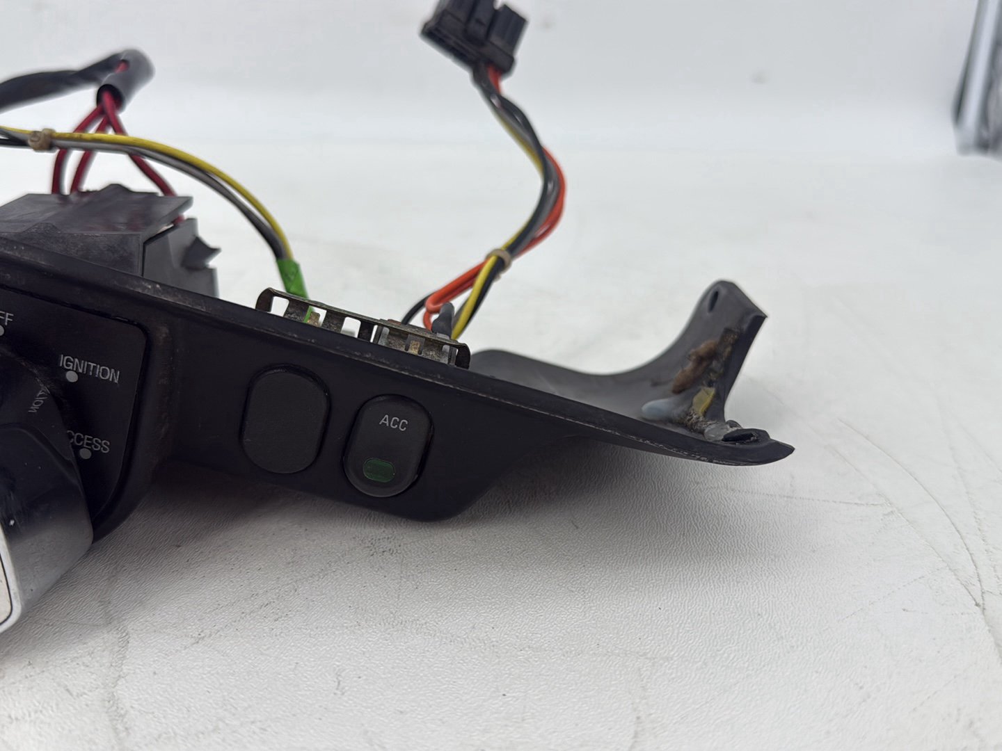 1999 - 2006 Harley-Davidson Touring Electra Glide Dash Ignition Cap Switch Lockset NO Key 58510-96