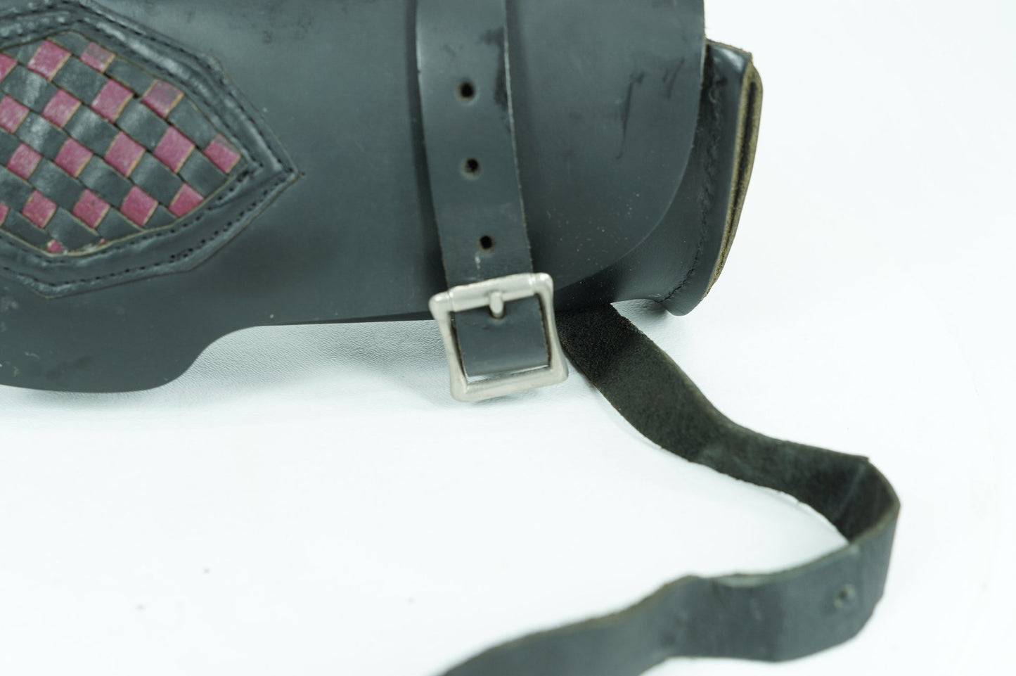 1999 - 2006 Harley-Davidson Dyna Wide Glide Front Onboard Tool Bag Leather Storage Aftermarket