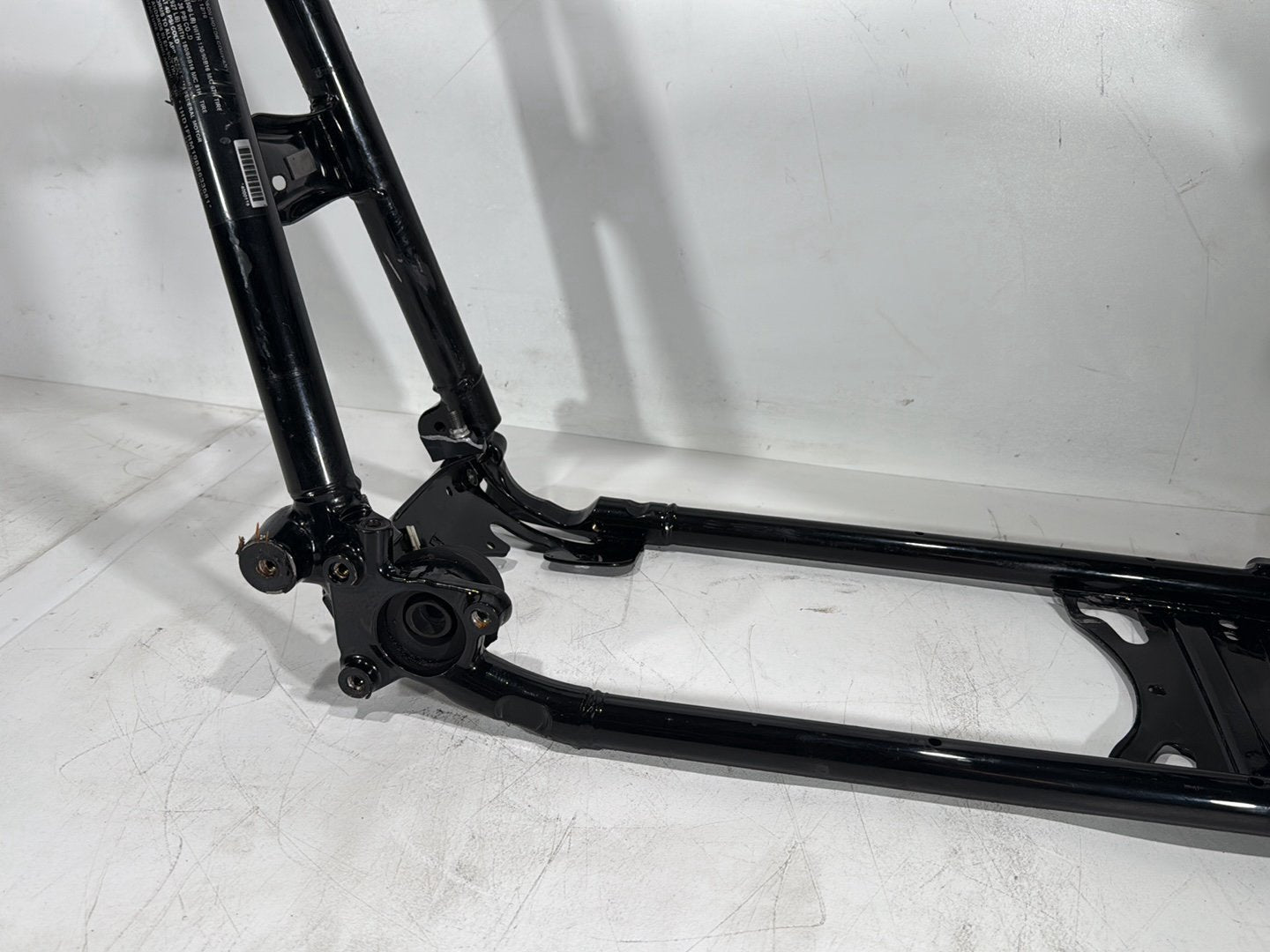 11 Harley Road King Touring Classic Body Main Frame Chassis CLN CLR-BENT Leg-
