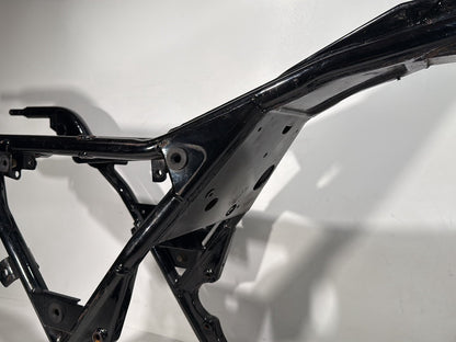 1999 - 2006 Harley-Davidson Touring Electra Glide Body Main Frame Chassis CLN CLR 	47900-02A