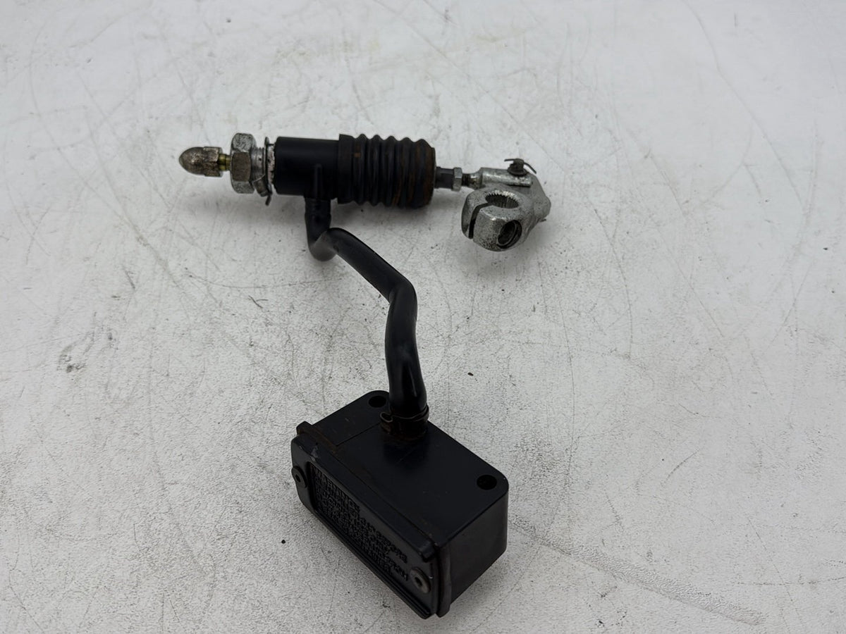 1996 Harley Electra Glide Touring FLHT OEM Rear Brake Master Cylinder Reservoir