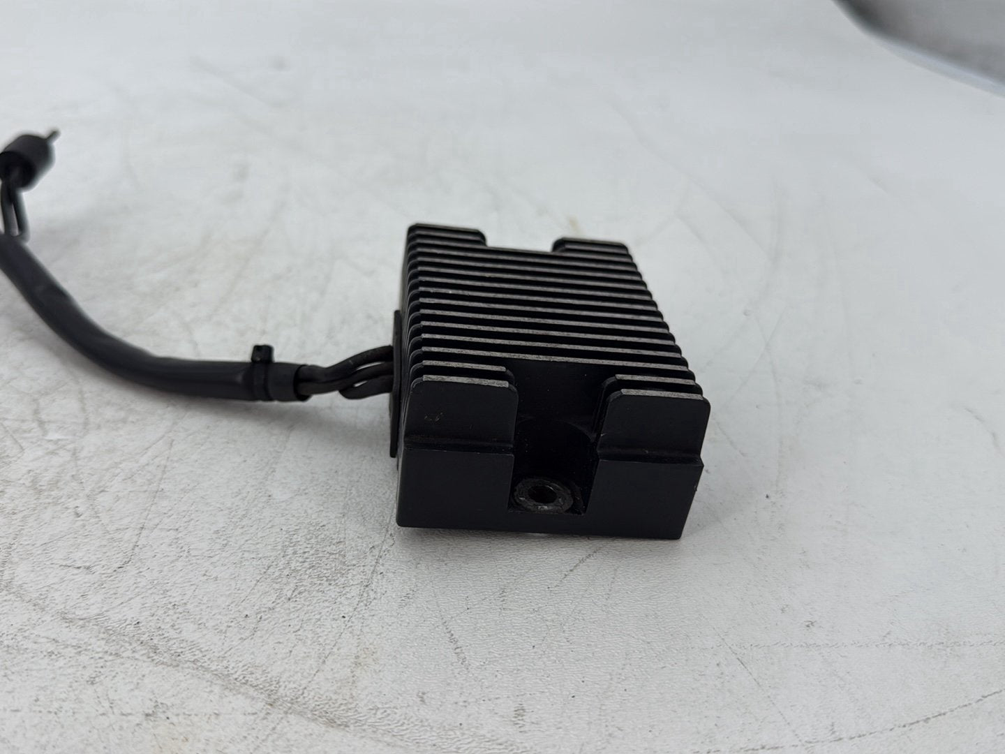 2001 Harley Sportster 883 Hugger XLH883 OEM Voltage Regulator Rectifier