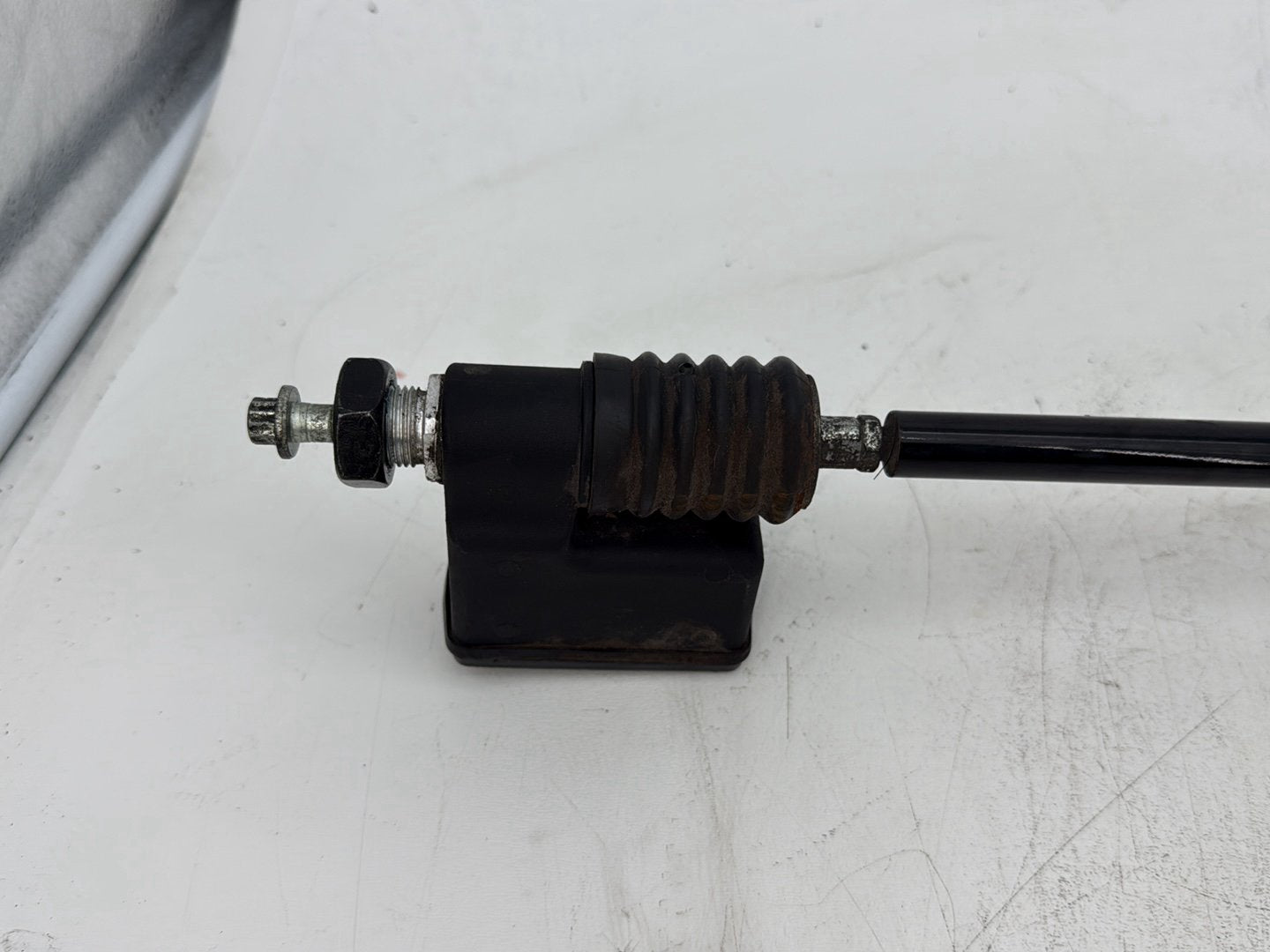 2005 Harley Dyna FXDWG Wide Glide OEM Rear Brake Master Cylinder Reservoir