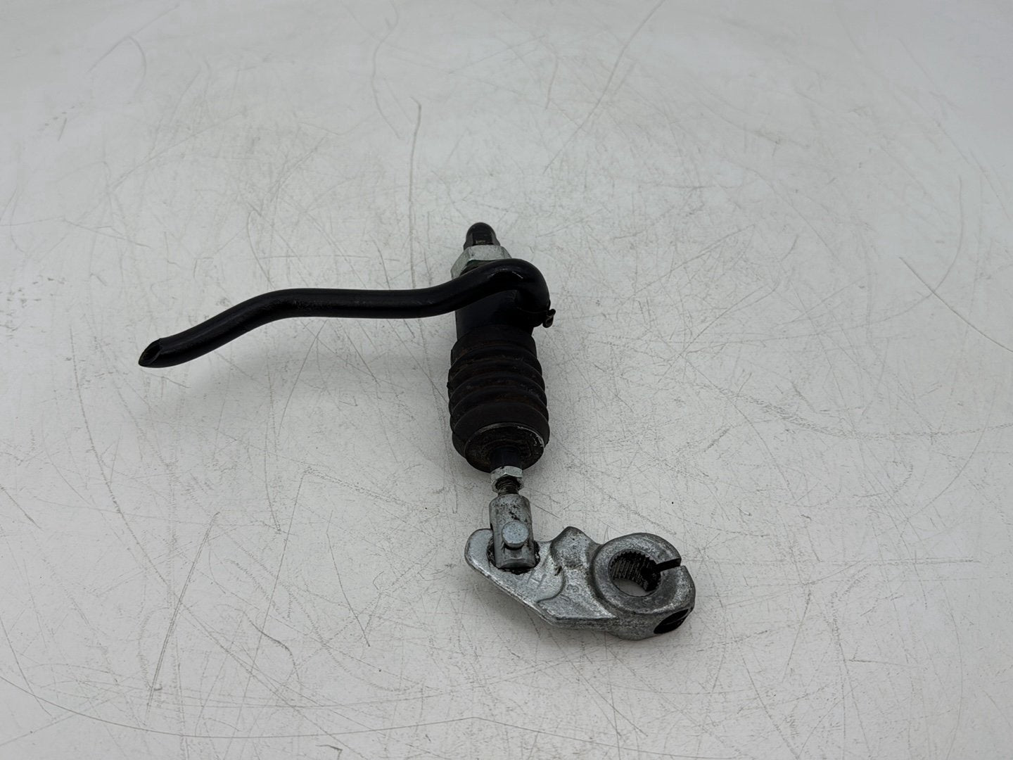 95 Harley Touring Electra Glide Classic OEM Rear Back Stop Brake Master Cylinder
