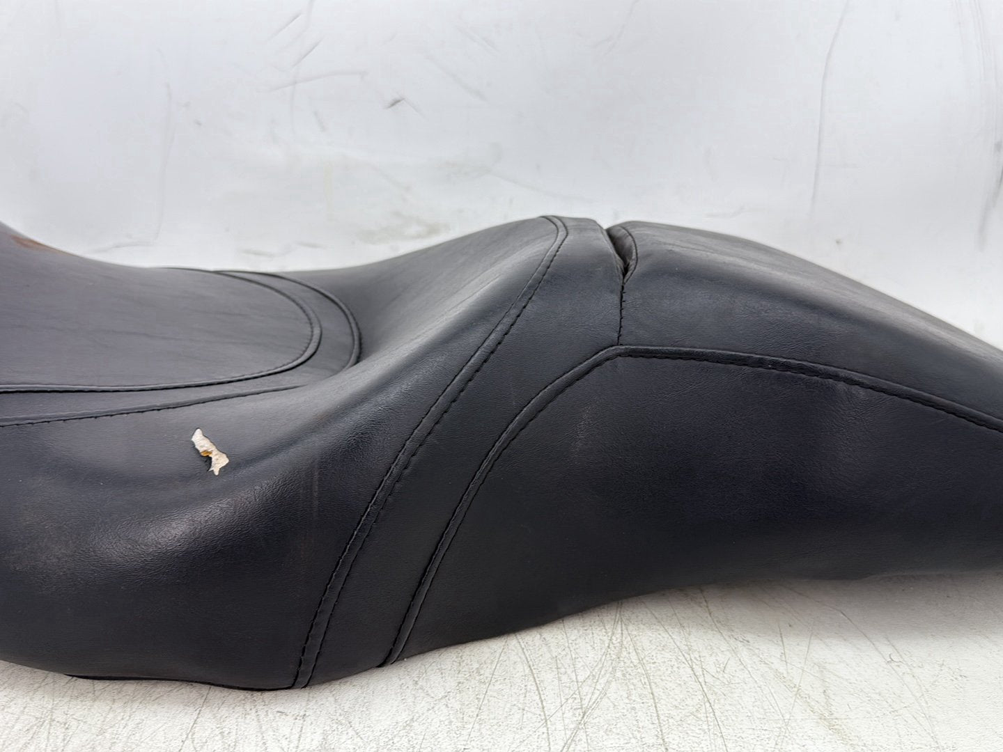 2004 Harley Road King Touring Custom FLHRSI OEM Passenger Rider Driver Seat Saddle