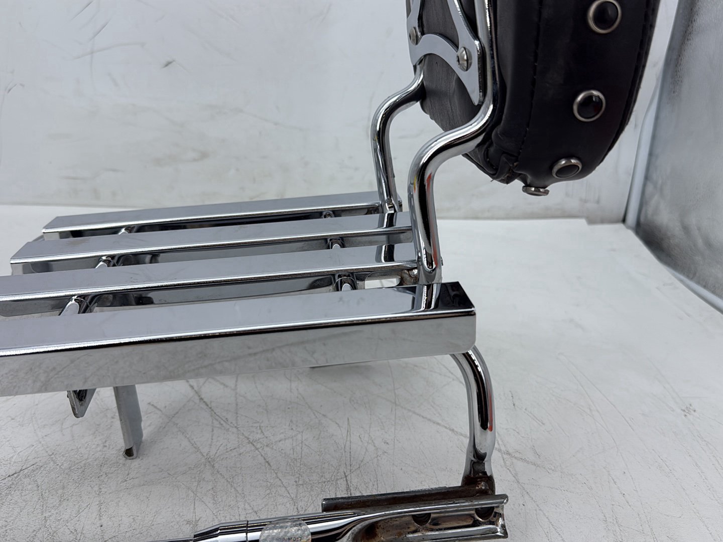 1995 Harley Road King Touring OEM Rear Sissy Bar w/ Backrest Cushion Pad TORN