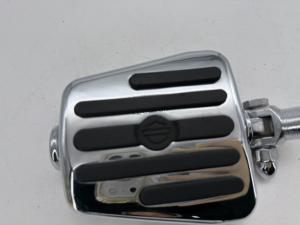 1994 Harley Softail Custom FXSTC OEM Passenger Left & Right Foot Pegs 50451-09
