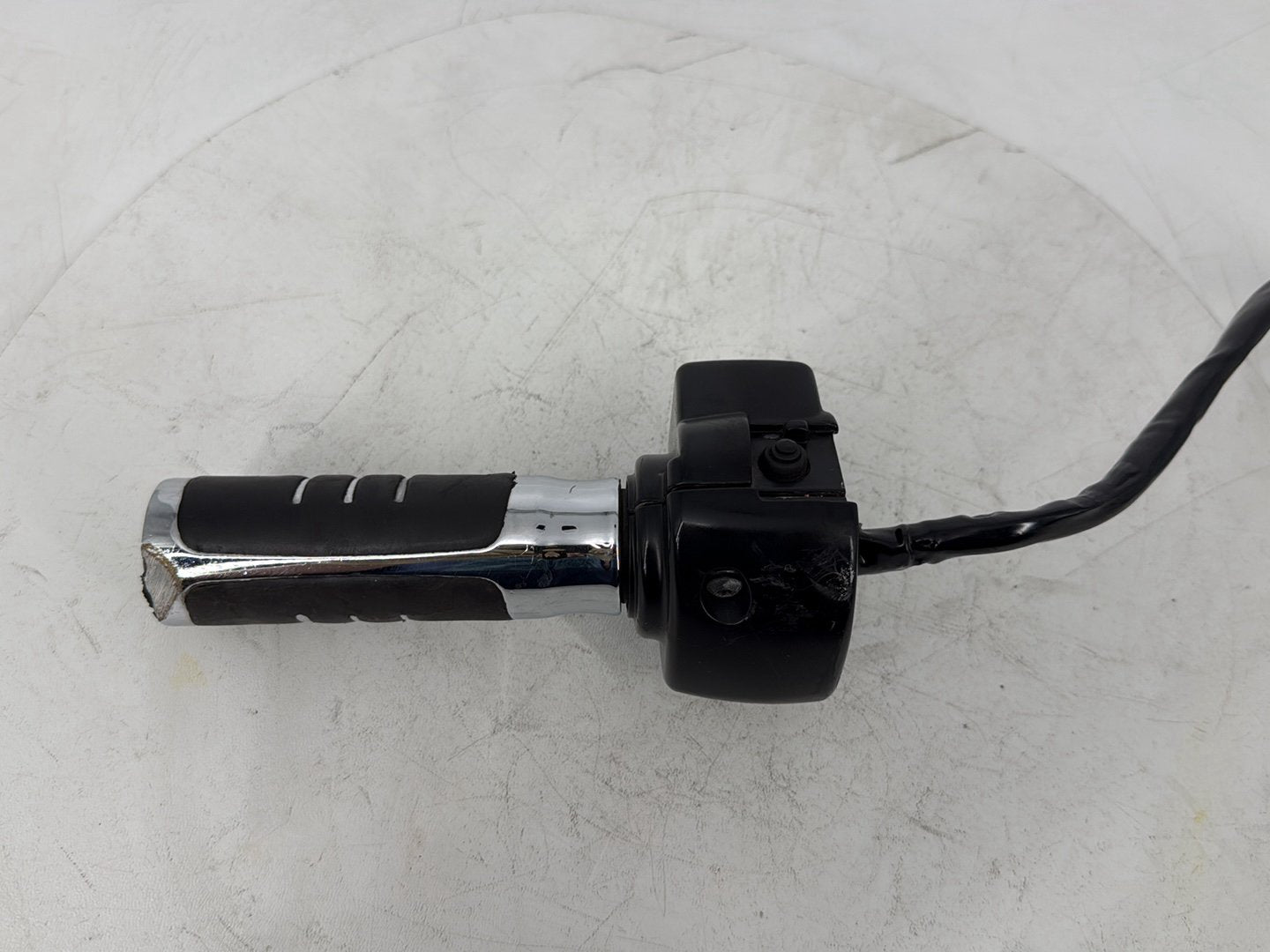 2008 - 2016 Harley-Davidson Touring Street Glide Left Turn Signal Headlight Switches Controls 71682-06A