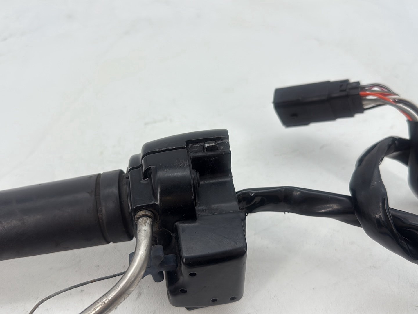 2007 Harley Street Glide Touring FLHX OEM Right Engine Start Kill Switches Controls