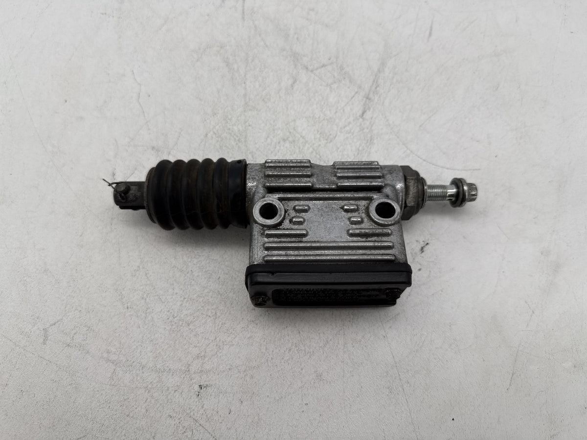 1997 Harley Heritage Softail Classic OEM Rear Brake Master Cylinder Reservoir