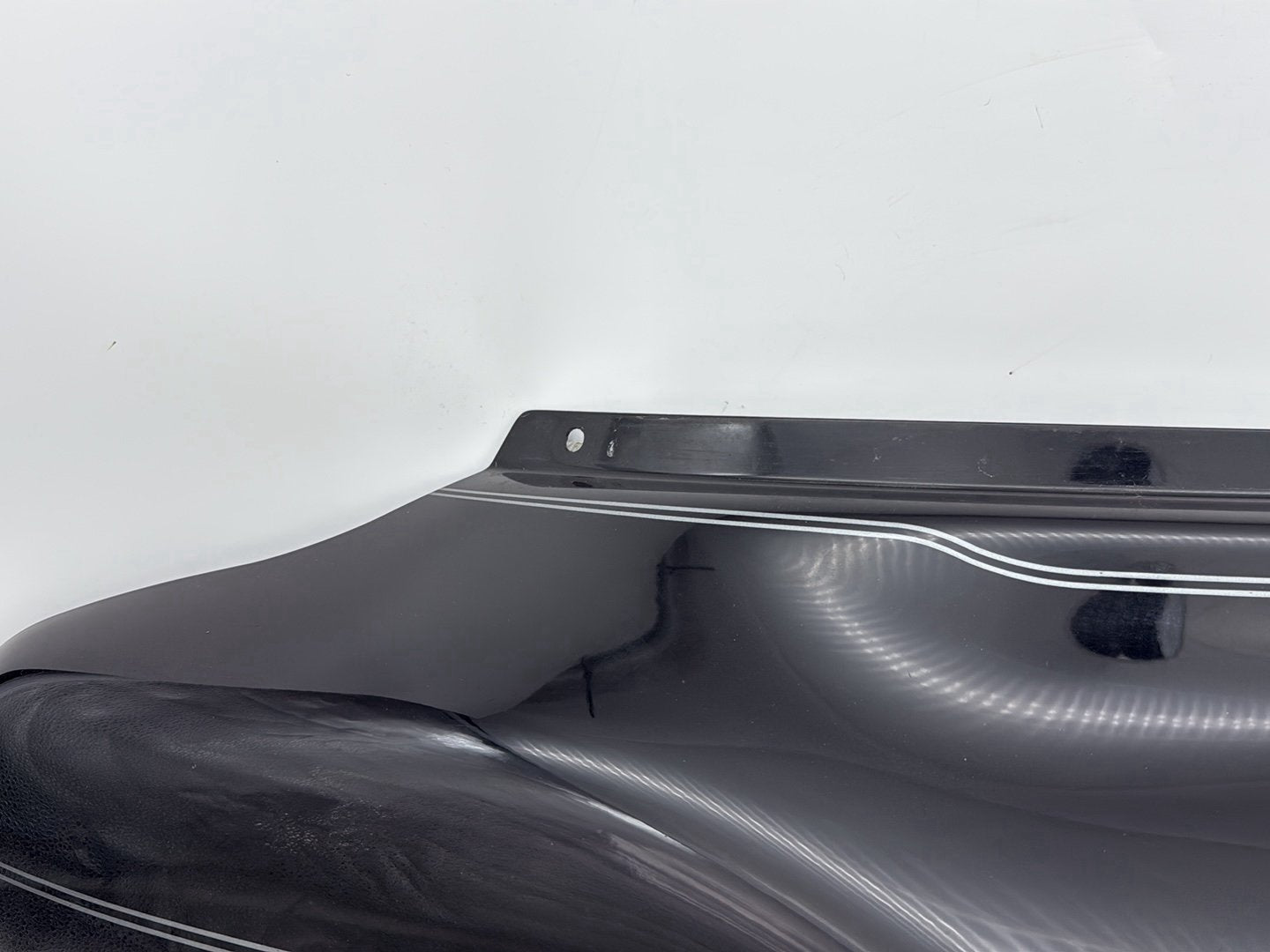 2008 Harley Touring FLHTCU Electra Glide Ultra OEM Front Outer Batwing Fairing Cover