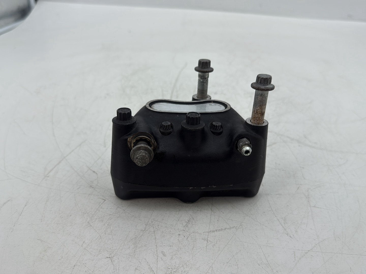 2007 Harley Touring FLHTCU Electra Glide Ultra OEM Front Left 1 Brake Caliper