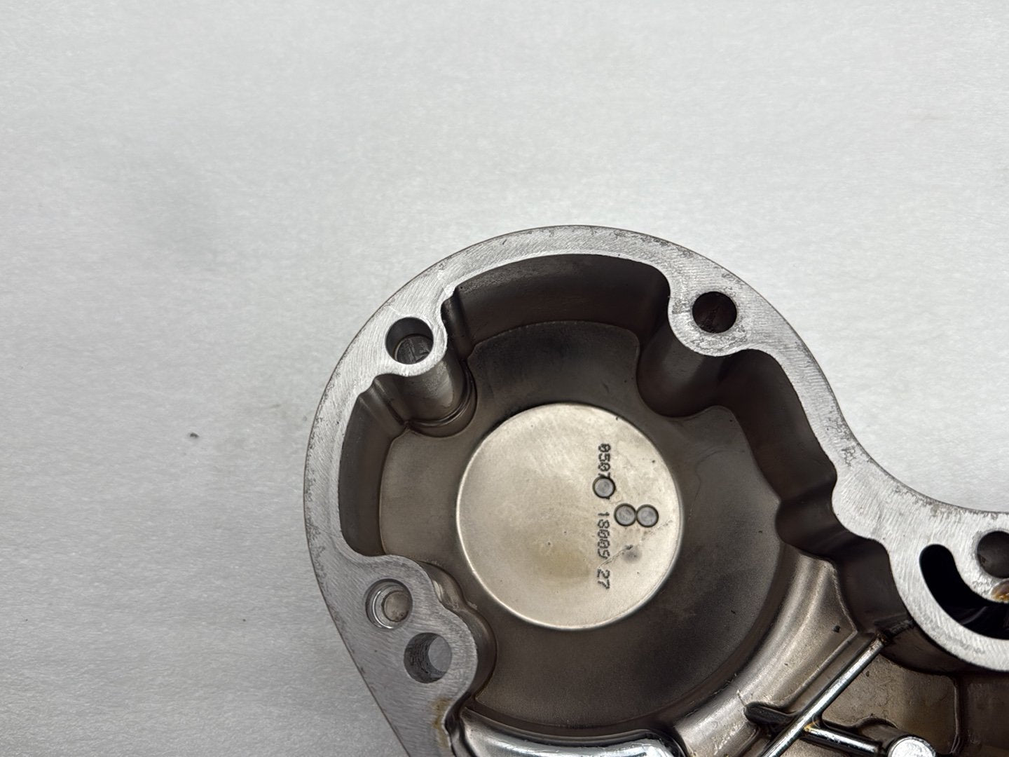 2004 - 2013 Harley-Davidson Sportster Custom Twin Camshaft Cam Cover Chrome 25230-04A