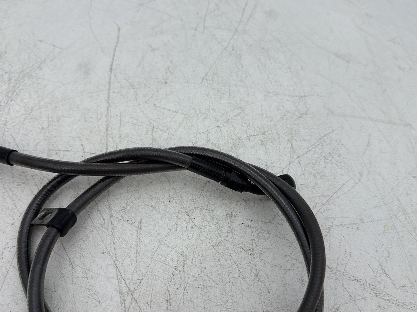 2005 Harley Dyna FXDWG Wide Glide OEM Front Brake Hose Line Pipe