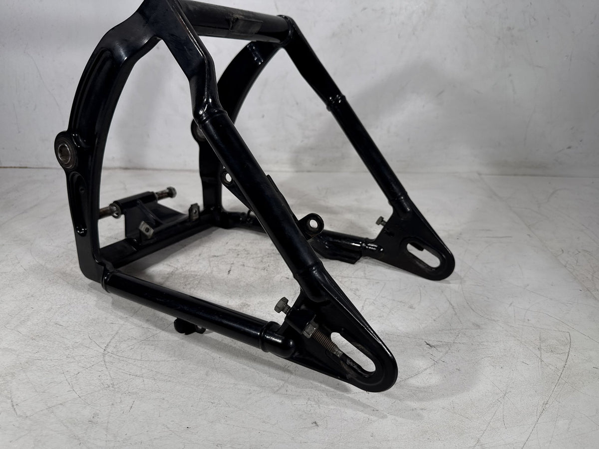2001 Harley Heritage Softail Classic FLSTC OEM Rear Fork Swingarm Swing Arm