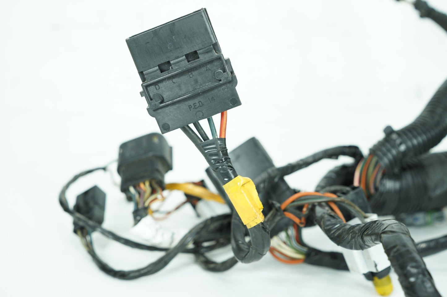 2008 - 2016 Harley-Davidson Touring Street Glide Front Sub Wiring Harness Loom Interconnect 70232-10