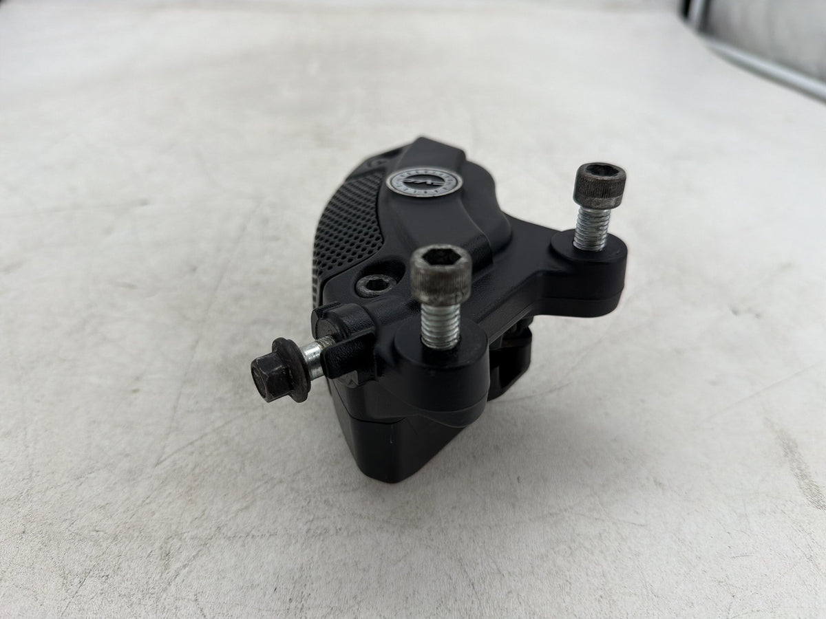 2004 Harley Electra Glide CVO Screamin Eagle OEM Front Left 1 Brake Caliper