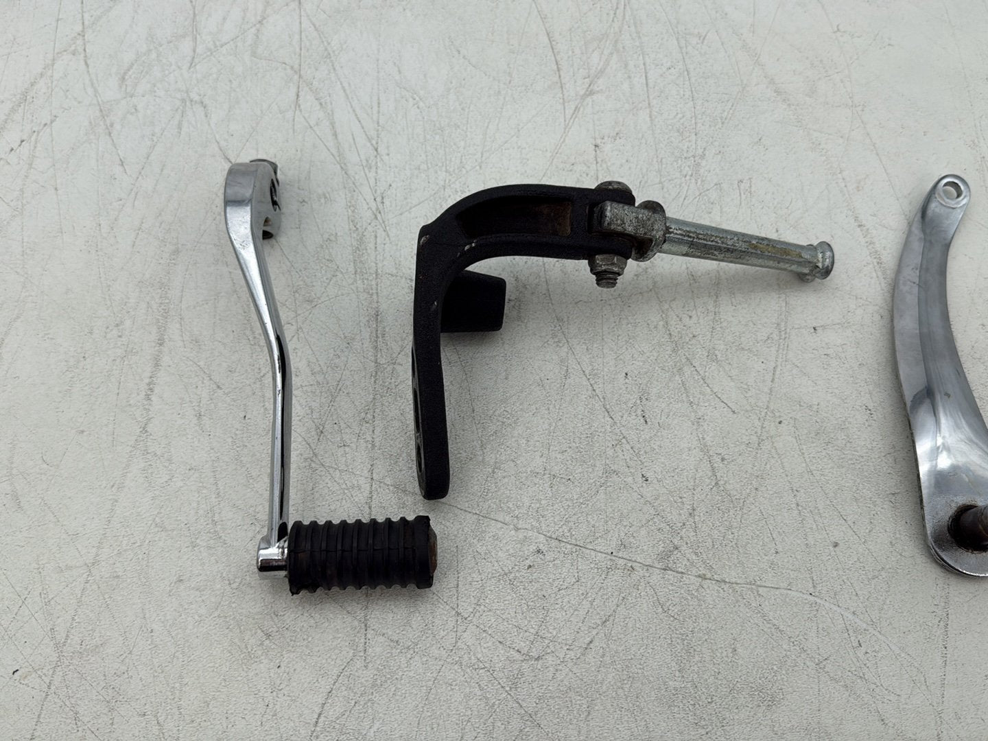 Left Foot Rest Support Bracket Peg, 33693-03, 2012, Harley-Davidson, Dyna, Wide Glide, FXDWG