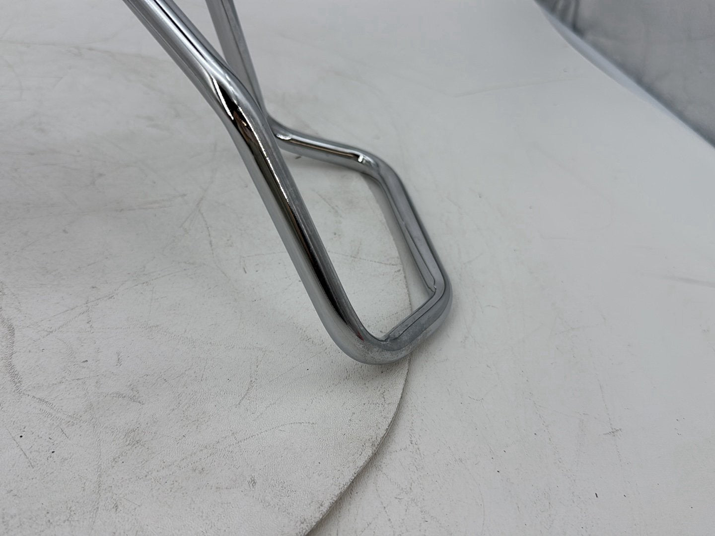 1999 - 2006 Harley-Davidson Touring Electra Glide Ultra Rear Passenger Handrail Grab Bar Hand Rail 91583-99