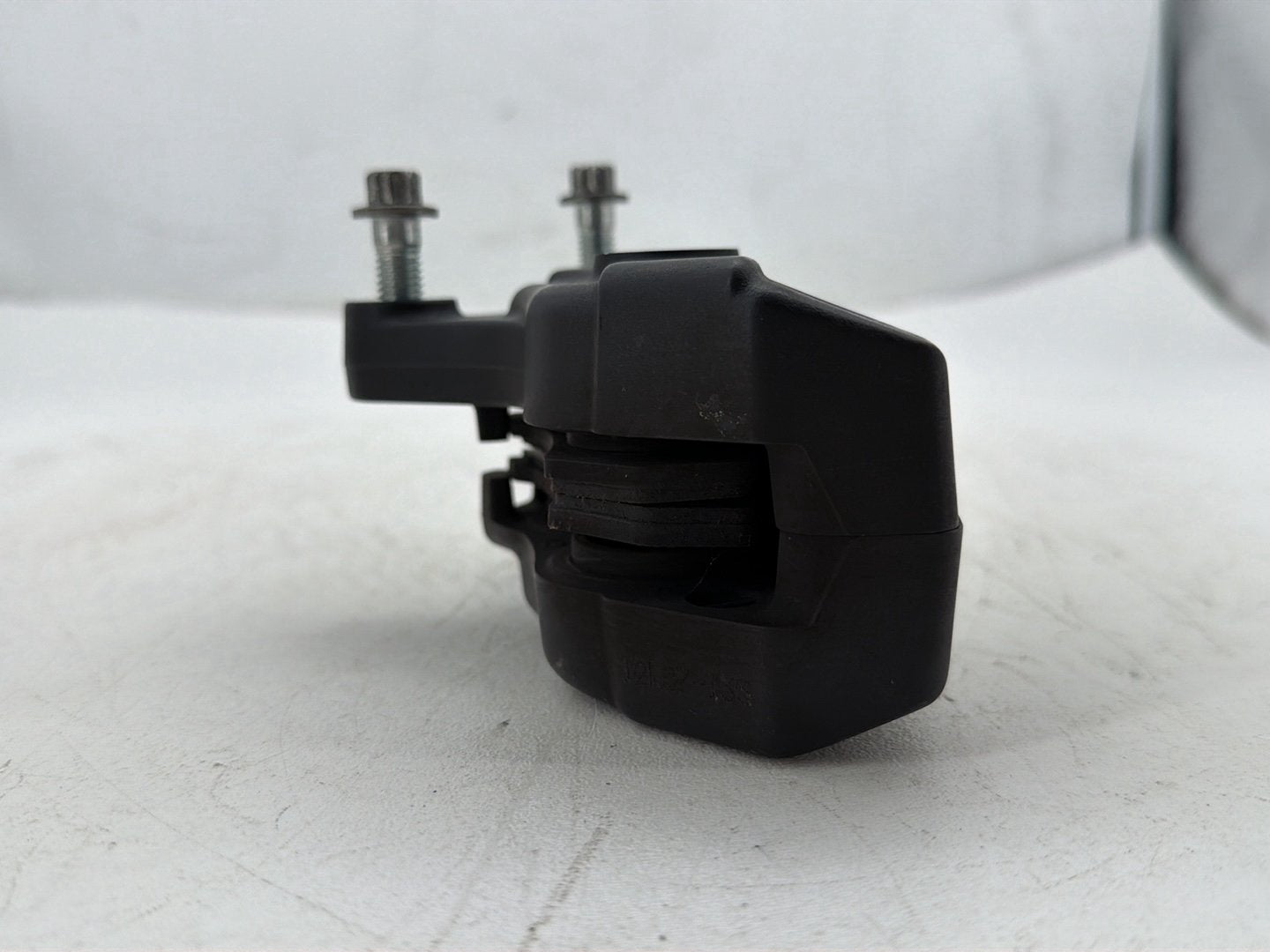 2013 Harley Street Glide Touring FLHX OEM Front Left 1 Brake Caliper
