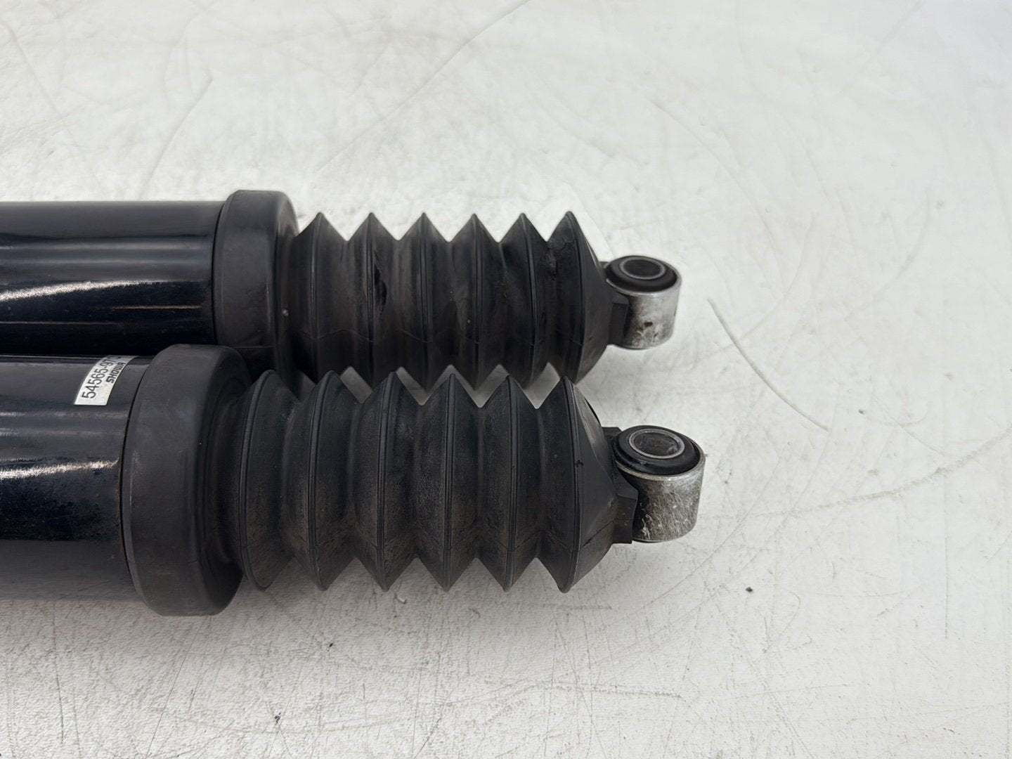 2006 Harley Electra Glide Touring Classic FLHTCI OEM Rear Left Right Shock Absorbers