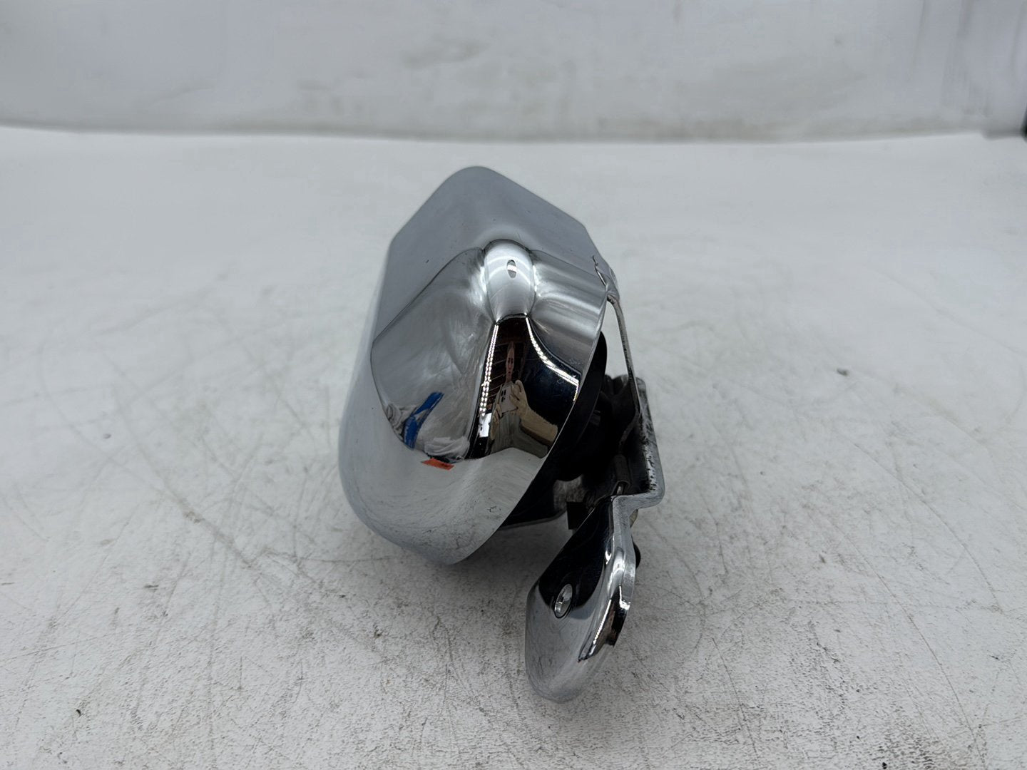 1997 Harley Softail Fat Boy FLSTF OEM Horn Signal Klaxon Chrome Cover 69012-93A