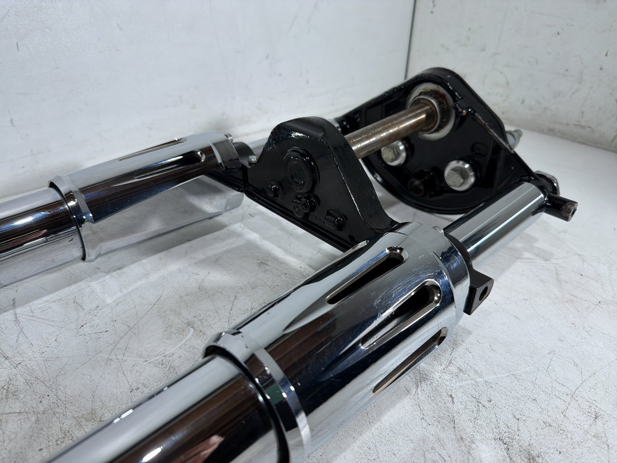 10 Harley Street Glide Touring OEM Front Triple Tree Set LH RH Fork Legs Sliders