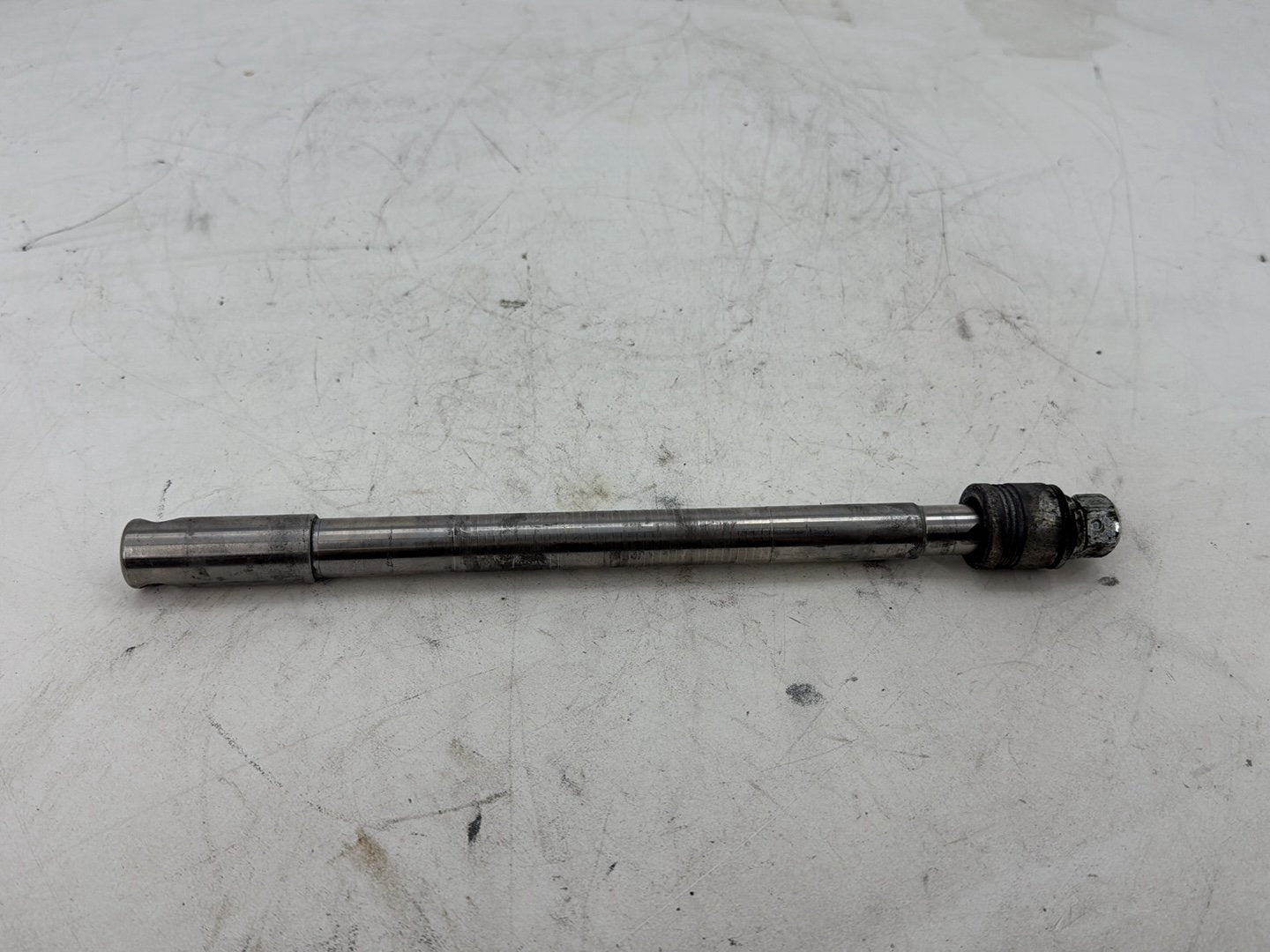 2002 Harley Heritage Softail Classic FLSTC OEM Front Wheel Axle Bolt Shaft