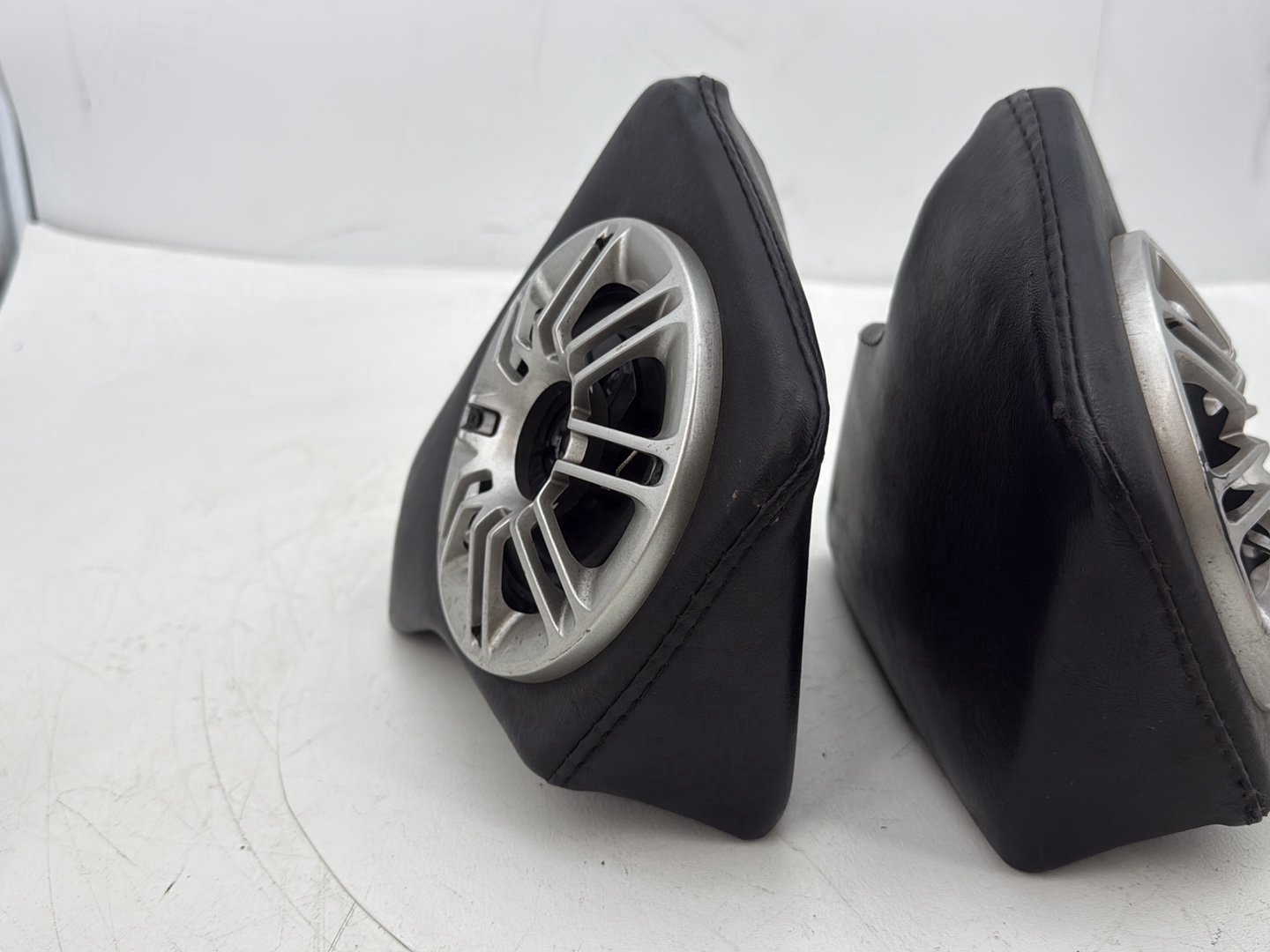 1995 Harley Touring FLHTCI Electra Glide Classic OEM Rear Left Right Audio Speakers