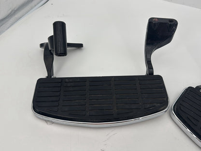 1999 - 2006 Harley-Davidson Dyna Low Rider Left Right Driver Floorboard Foot Rest 50614-06