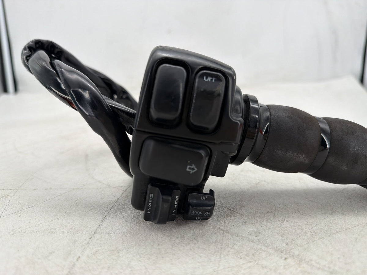 2013 Harley Electra Glide Touring OEM Right Engine Start Kill Switches Controls