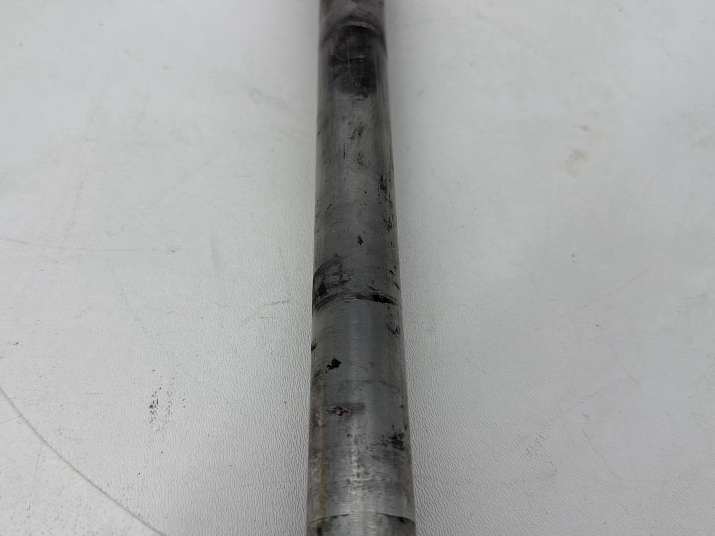 2004 - 2013 Harley-Davidson Sportster 883 Custom Rear Wheel Axle Bolt Shaft 41176-05