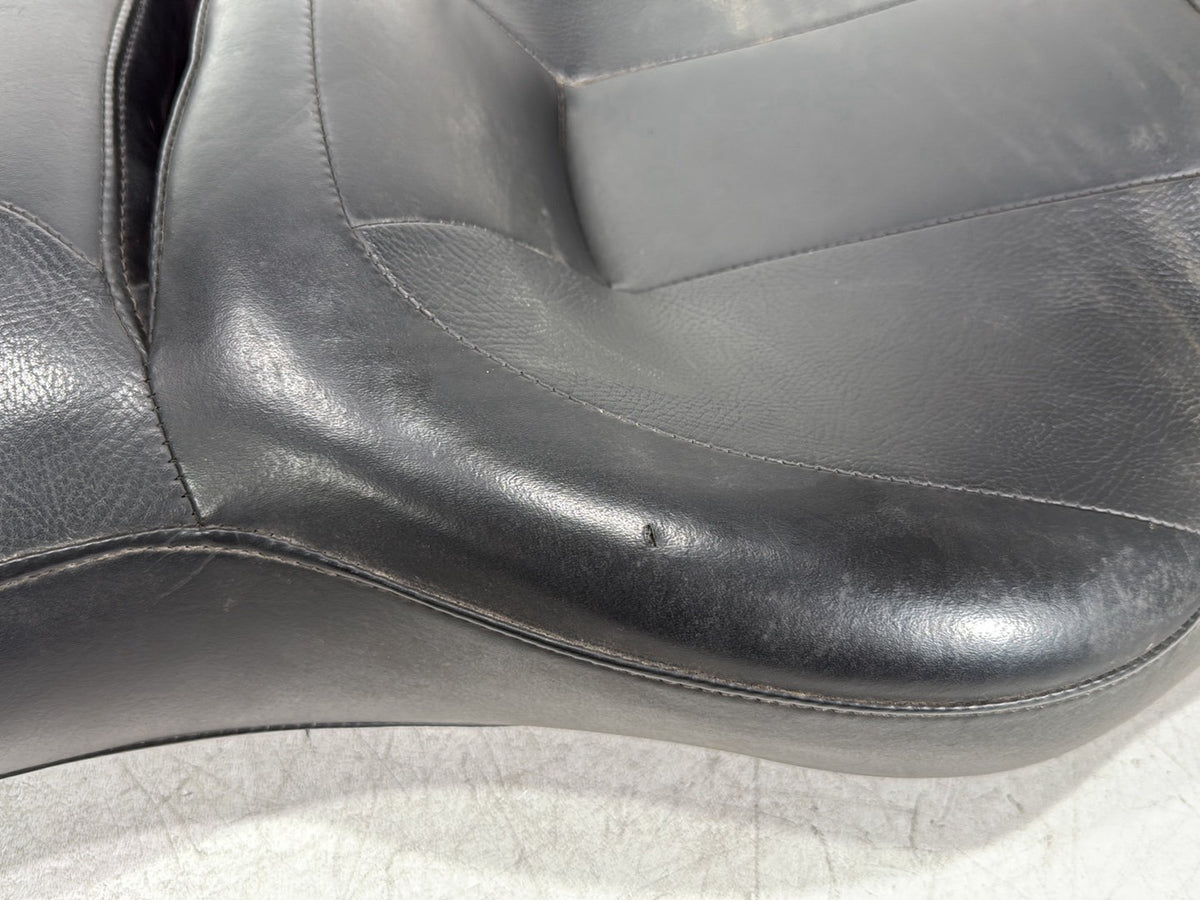 2010 Harley Electra Glide Touring Ultra OEM Passenger Rider Driver Seat Saddle