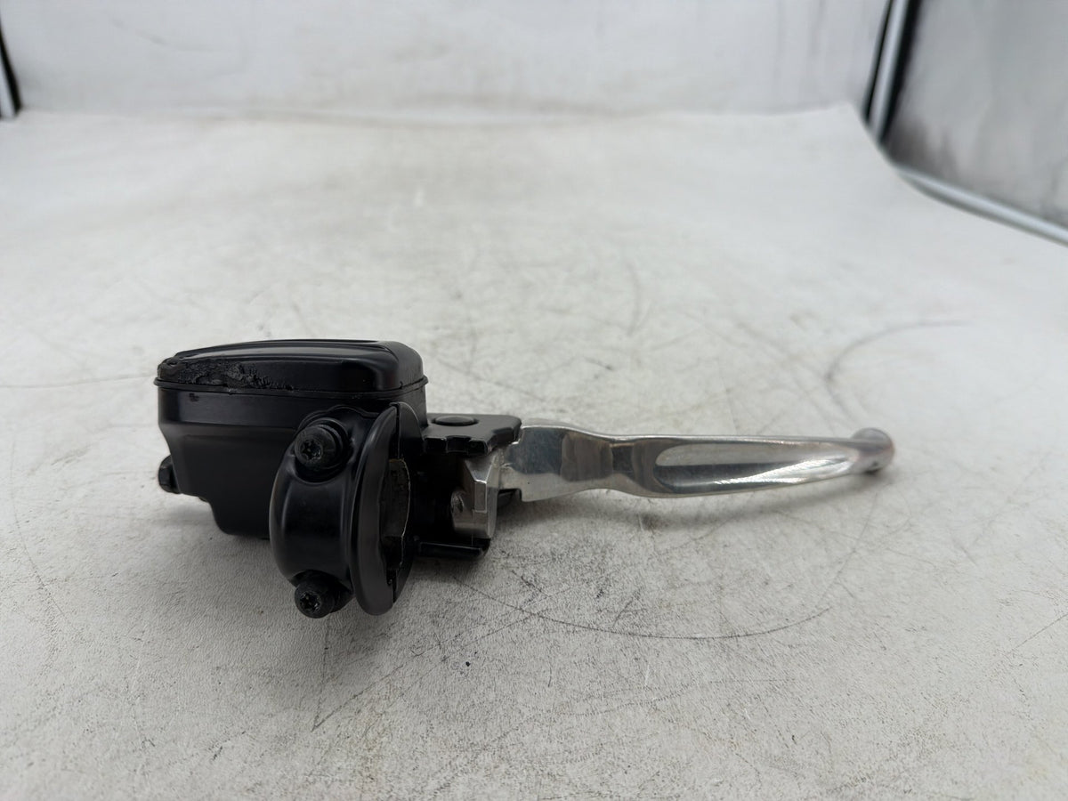 2010 Harley Road King Touring Police OEM Front Right Brake Lever Master Cylinder