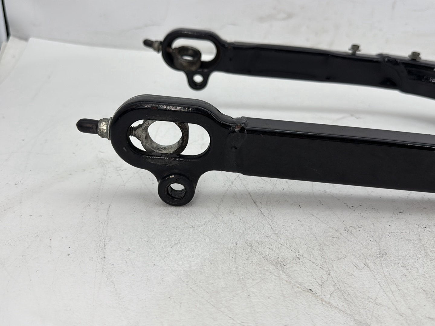 2009 Harley Sportster 883 Low XL883L OEM Rear Fork Swingarm Swing Arm