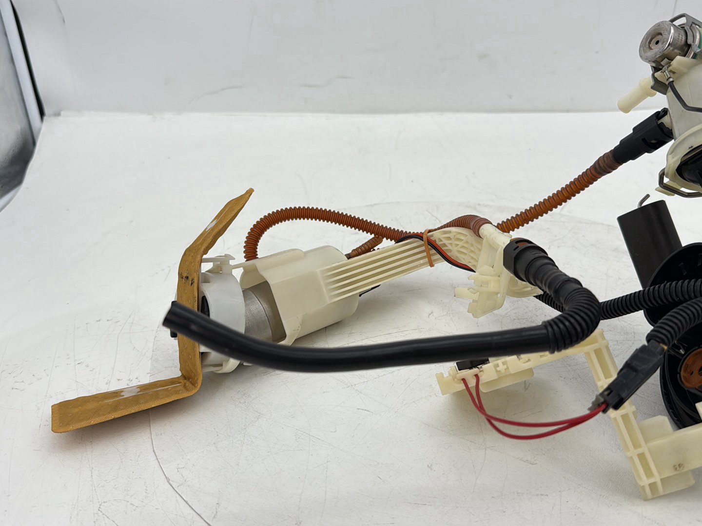 2008 Harley Electra Glide Touring Ultra FLHTCUI OEM Fuel Pump Gas Gasoline Petrol Sending