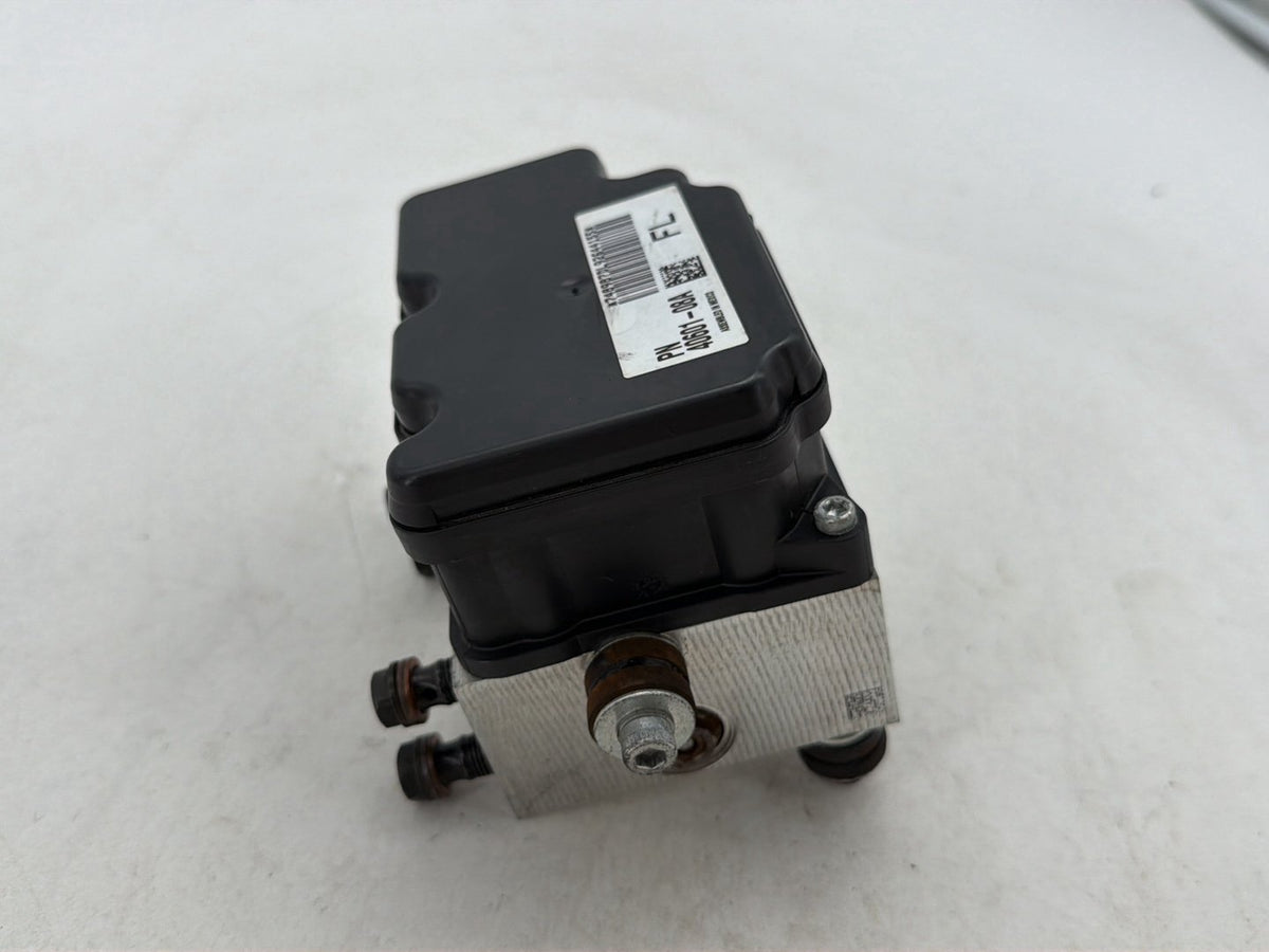 2010 Harley Street Glide Touring FLHX OEM ABS Brake Pump & Control Module