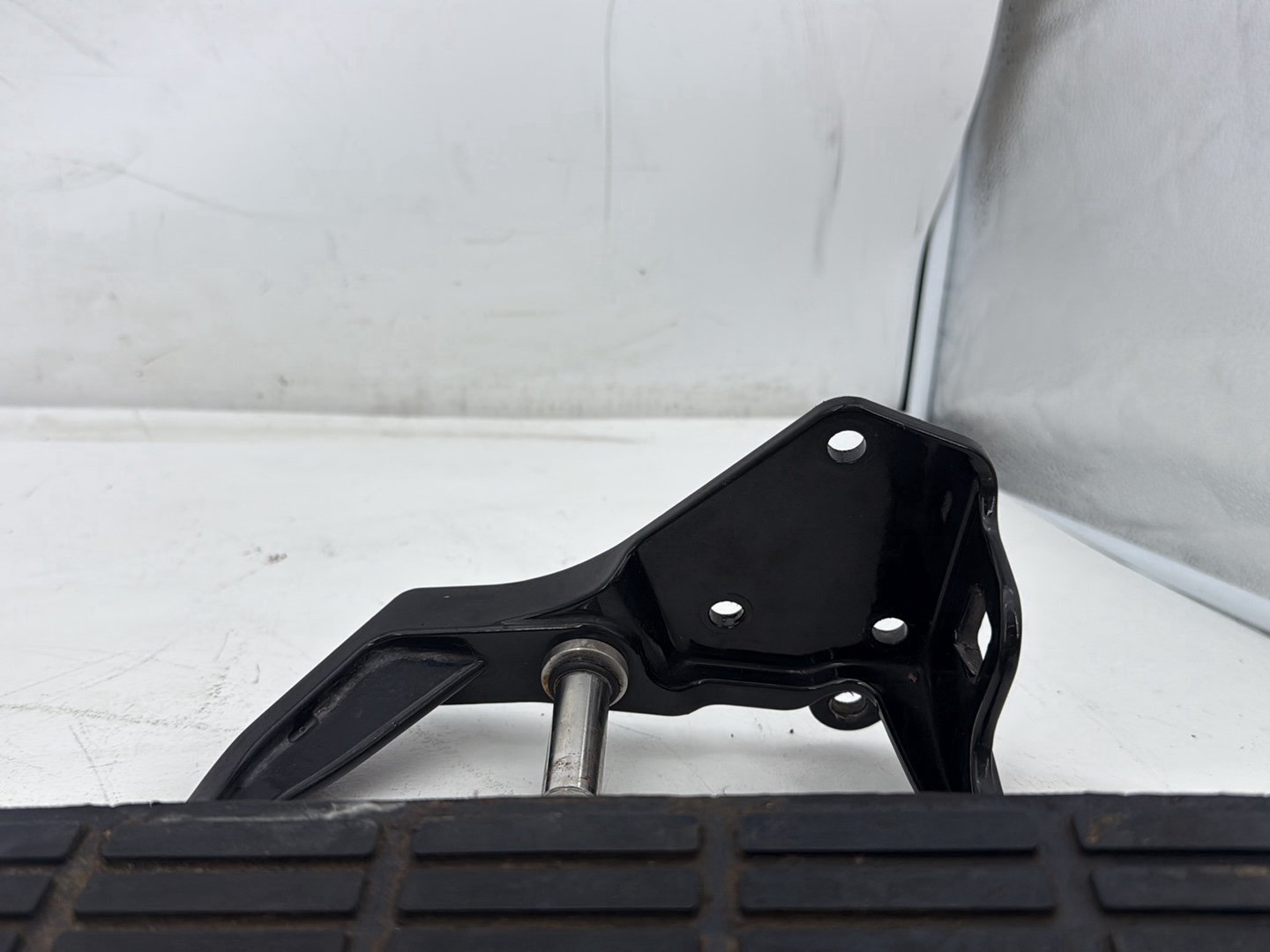 2005 Harley Heritage Softail Classic OEM Left Right Driver Floorboard Foot Rest
