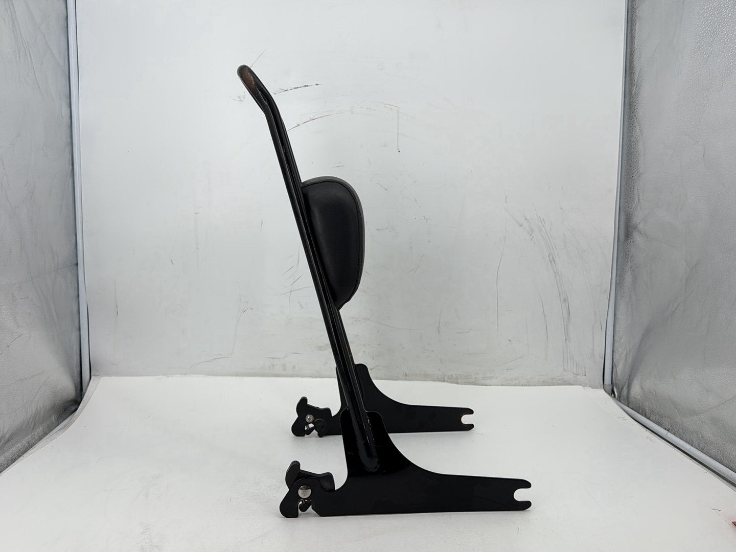 2012 Harley Dyna Fat Bob FXDF 103 OEM Rear Sissy Bar w/ Backrest Cushion Pad