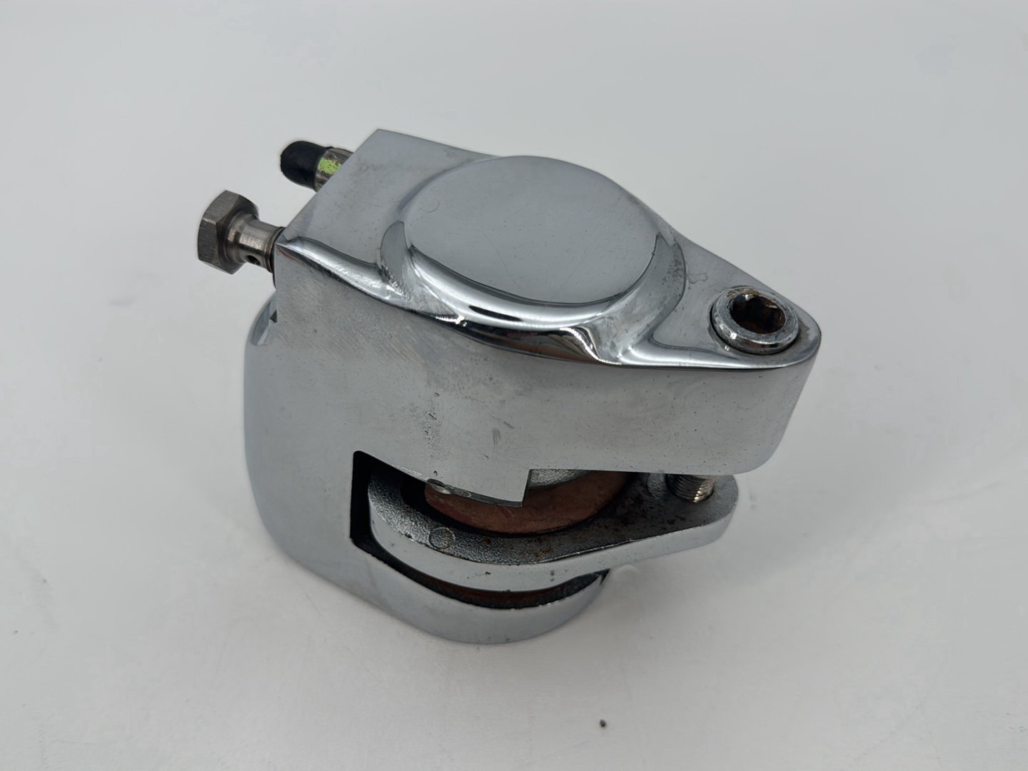1999 - 2006 Harley-Davidson Dyna Low Rider Front Right 1 Brake Caliper Chrome