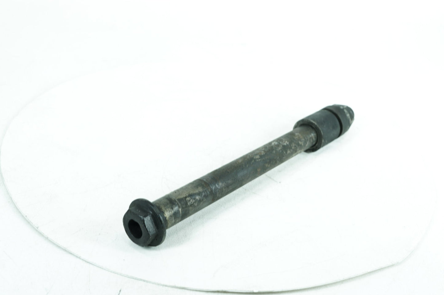2004 - 2013 Harley-Davidson Sportster 1200 Low Rear Wheel Axle Bolt Shaft  	41176-08