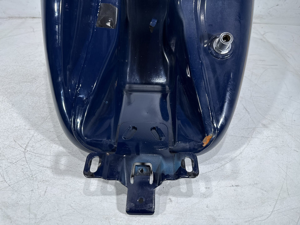 2011 Harley Electra Touring Police OEM Fuel Gas Tank Gasoline Reservoir & Pump