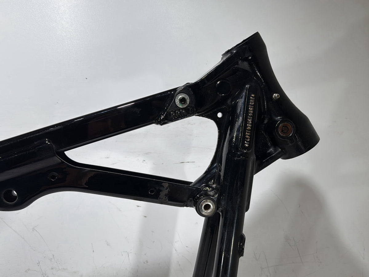 2011 Harley Heritage Softail Classic FLSTC OEM Body Main Frame Chassis SLVG