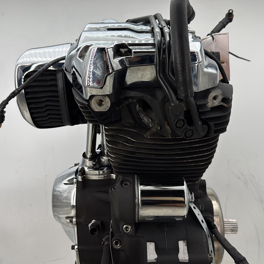 17 Harley Road Glide Touring OEM Milwaukee M8 107 Engine Motor Air Cooled 7 mi.