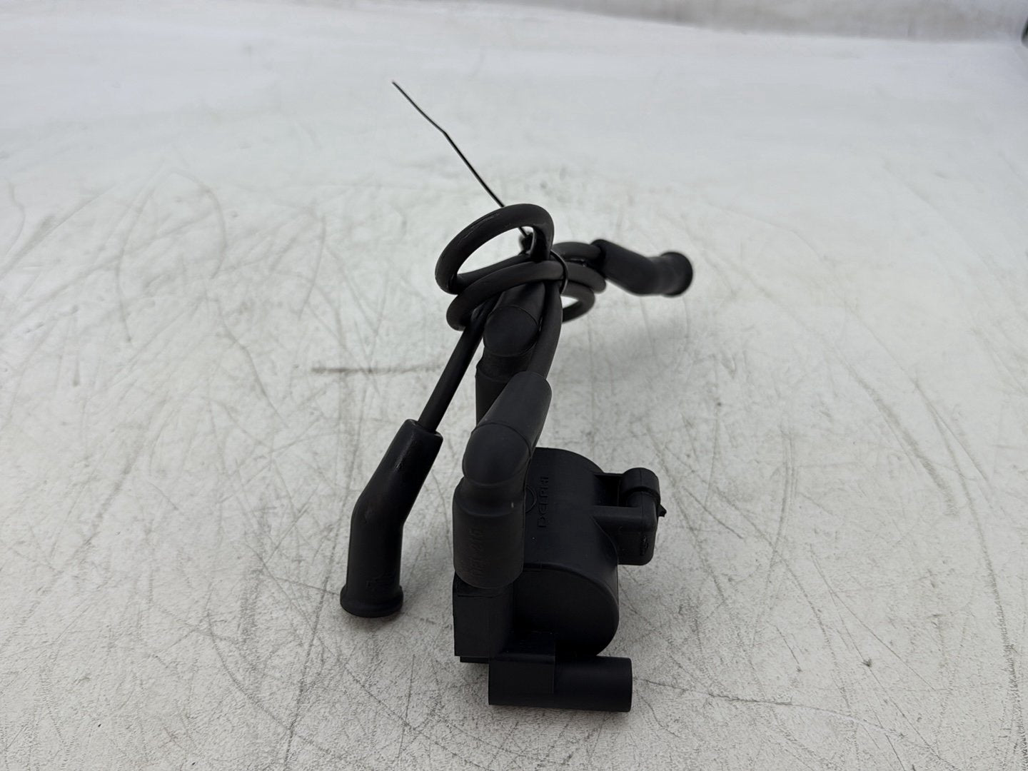 2012 Harley Street Glide Touring FLHX OEM Ignition Coil Spark Plugs Cable