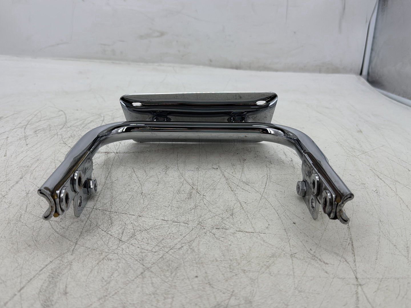 07 Harley Electra Glide Touring Ultra OEM Rear License Plate Support Bar Holder