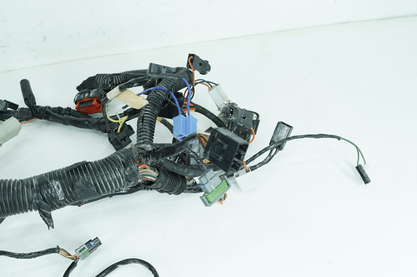 2012 - 2016 Harley-Davidson Touring Electra Ultra CVO Front Sub Wiring Harness Loom Interconnect 69200071
