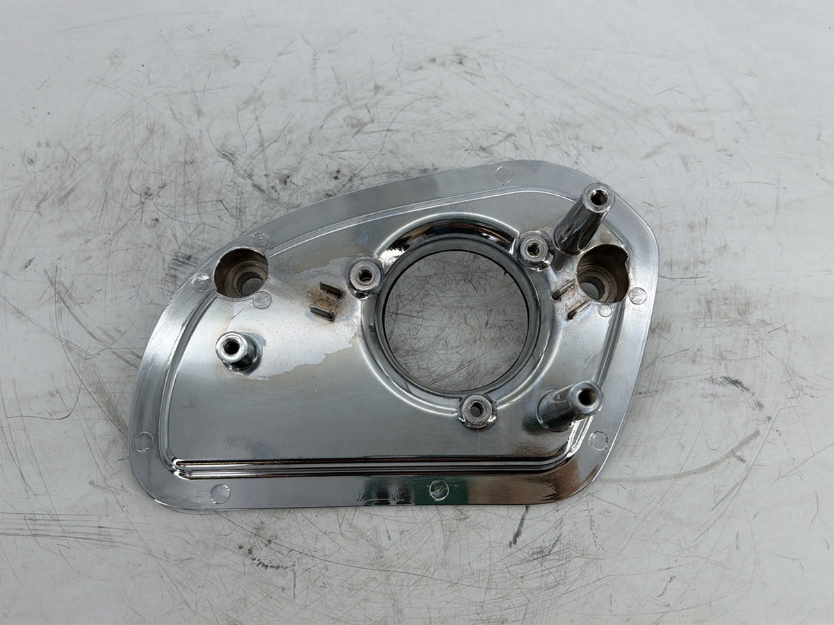 2017 Harley Touring FLHXS Street Glide OEM Air Filter Cleaner Backplate 29000125